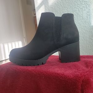 Black ankle Boots